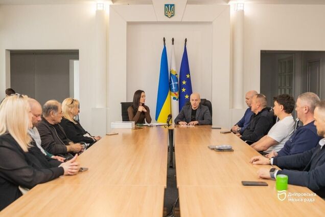 В Днепре наградили победителей конкурса на софинансирование проектов на помощь силам безопасности и обороны Украины