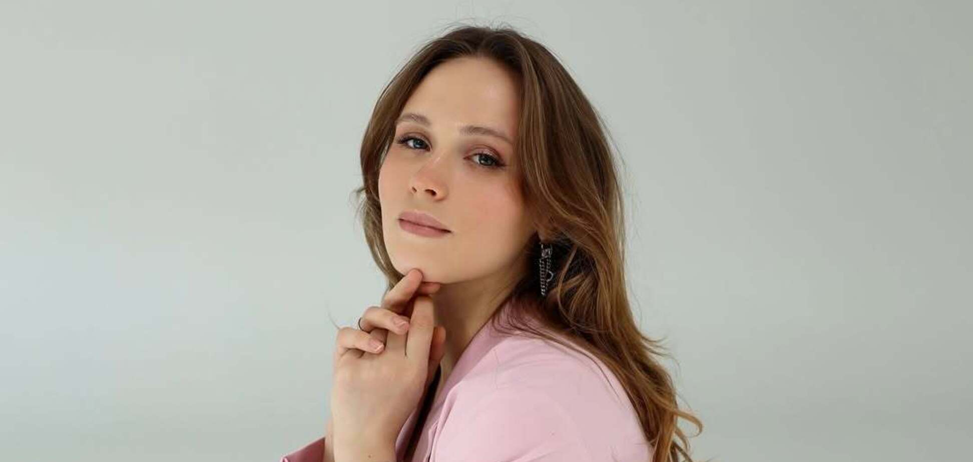 Звезда 'Сватов' публично пристыдила двух известных коллег за 'кражу' идей, но вскоре передумала. Удаленное фото