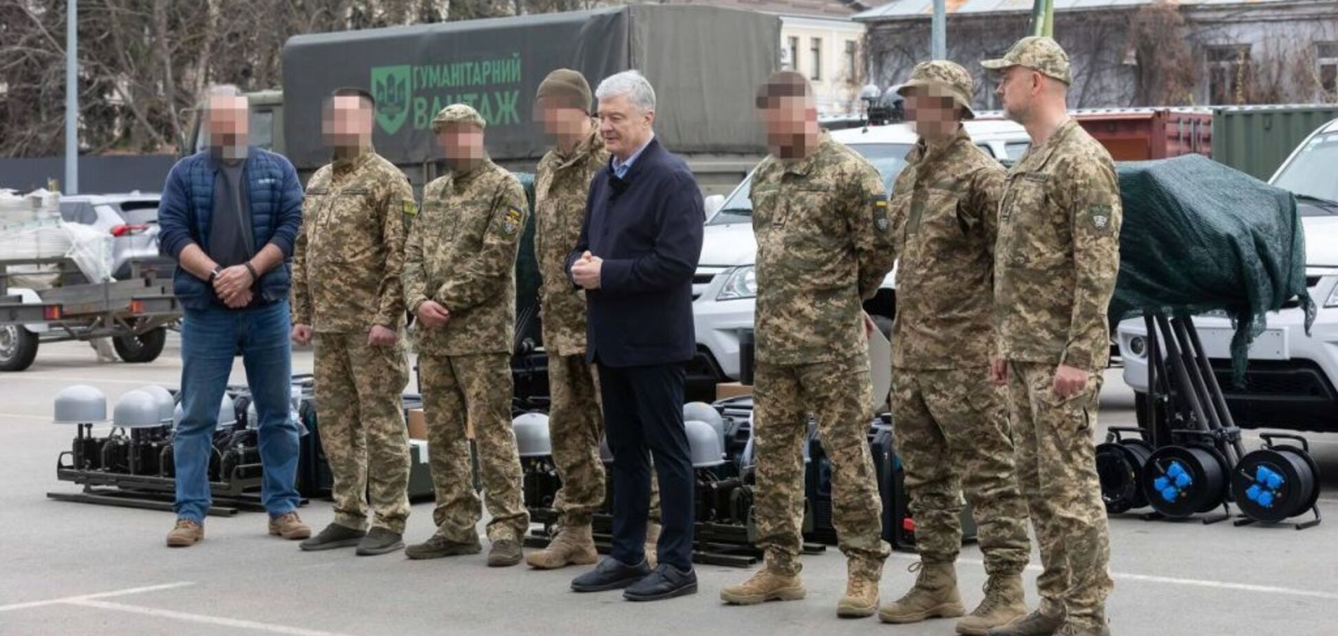 Захищатимуть українське небо: Порошенко передав військовим ще три комплекси 'Ай-Петрі'