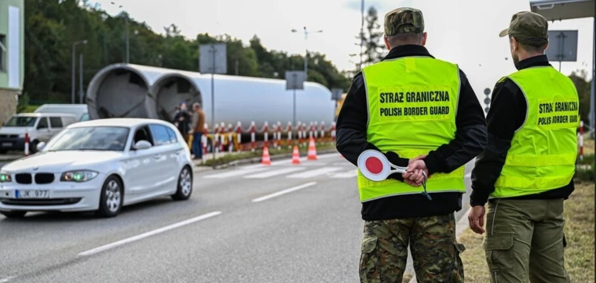 У Польщі затримали двох громадян України: незаконно перевозили через кордон 12 росіян