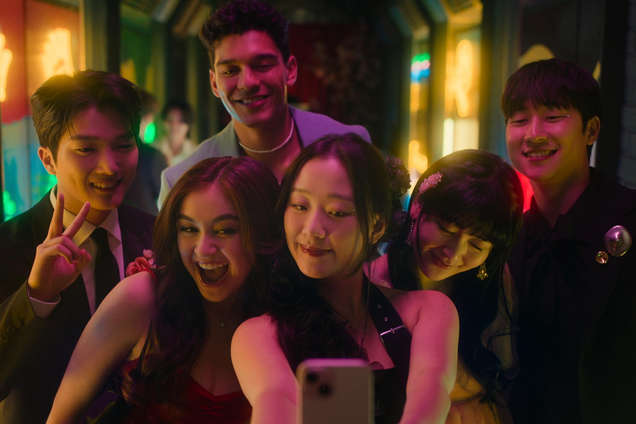 'Целую, Китти': на Netflix вышел 3 сезон сериала, а актеры обратились к украинцам