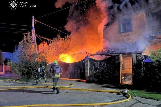 Оккупанты атаковали Киевскую область дронами: повреждены дома, есть пострадавший. Фото