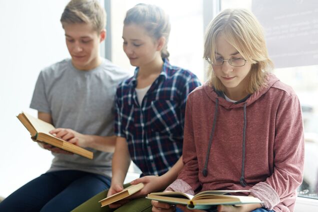 Уроки починаються о 7:00, фастфуд і важко знайти друзів: дівчинка з України назвала мінуси американських шкіл