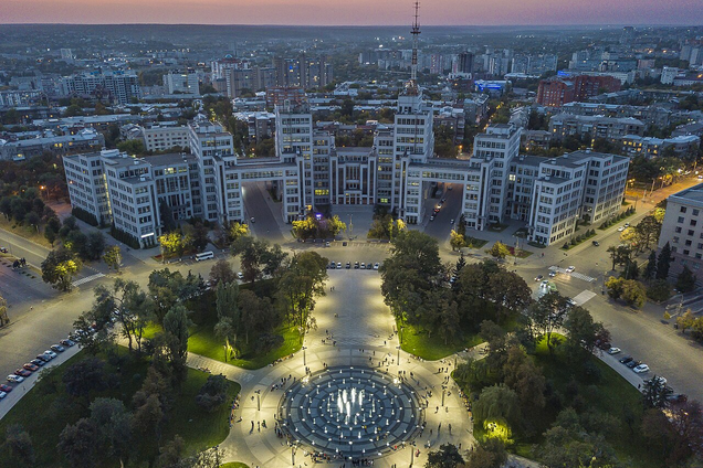 Яким був Харків 100 років тому: місто показали на старих листівках