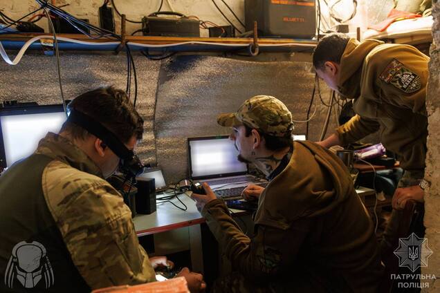 Мінус 'Князь Вєщій Олєг' і чимало 'Молній': бригада 'Хижак' показала, як збиває ворожі БпЛА на передовій. Відео