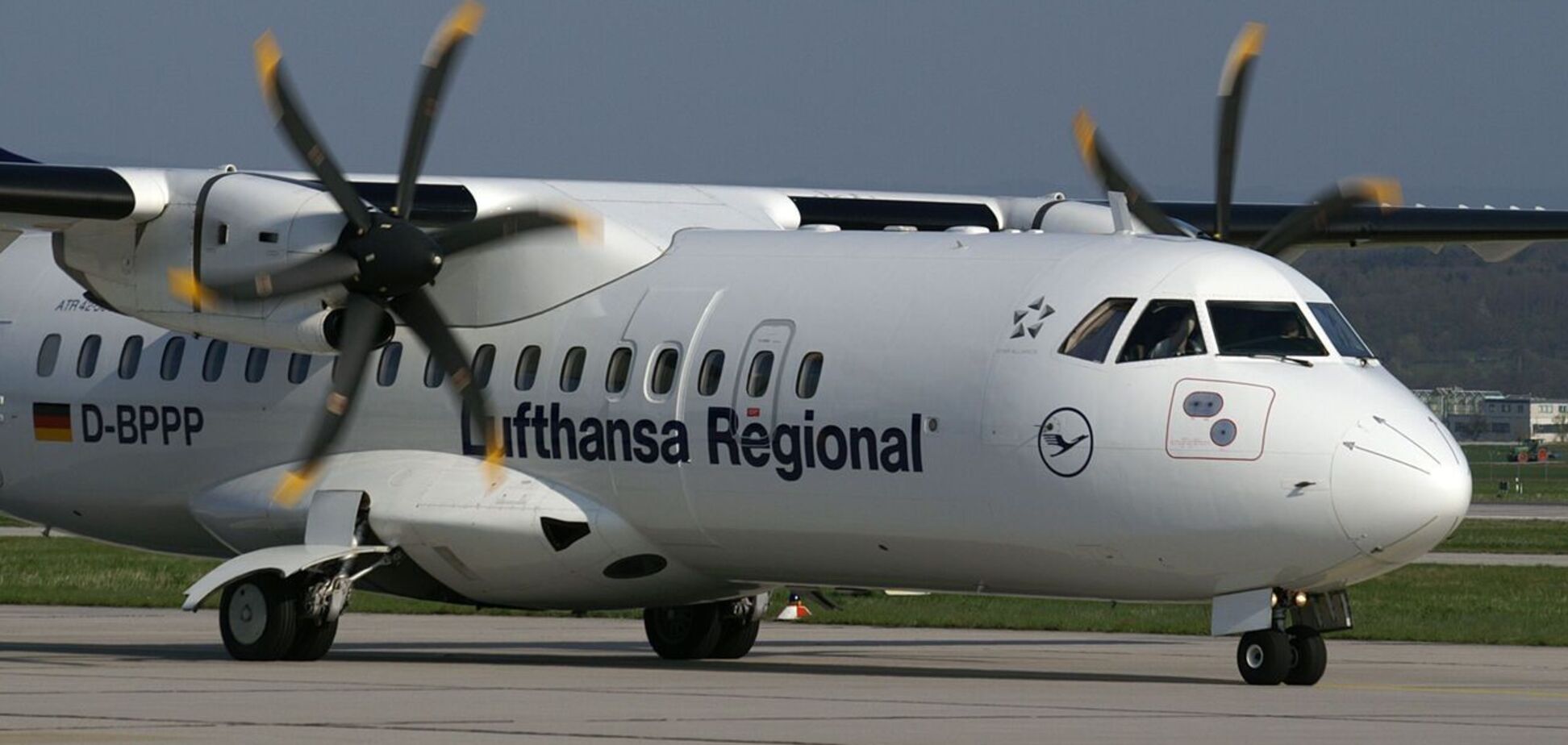 Компания Lufthansa отменила 20 тыс. рейсов для экономии топлива на фоне резкого роста цен – FT