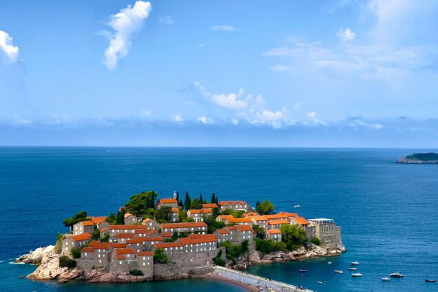 Як Дубровник, але без натовпу: ідеальне місто для відпочинку в Чорногорії