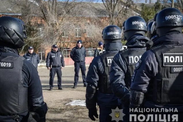 Мережу магазинів U420, яка продавала психотропи, організувала банда на чолі з наркобароном 'Мексиканцем': у поліції розкрили гучні деталі