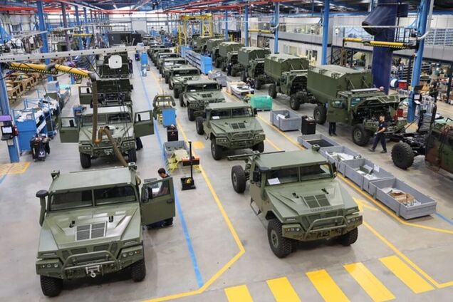 Іспанія передасть Україні 100 бронемашин VAMTAC: що про них відомо. Фото