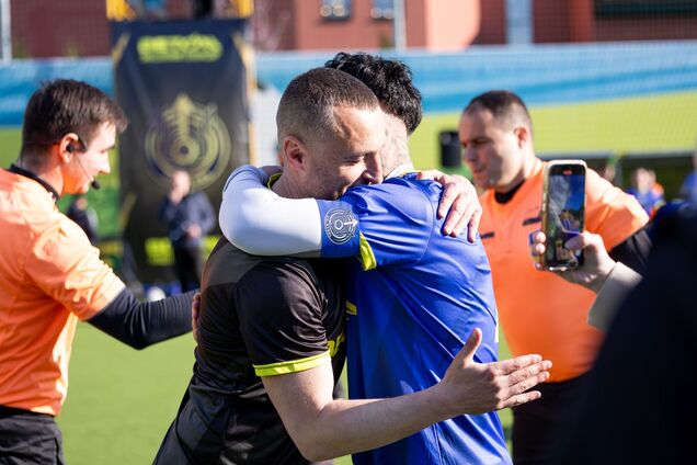 Медиафутбольный бум в Украине: как прошел кубок звезд UA STEEL