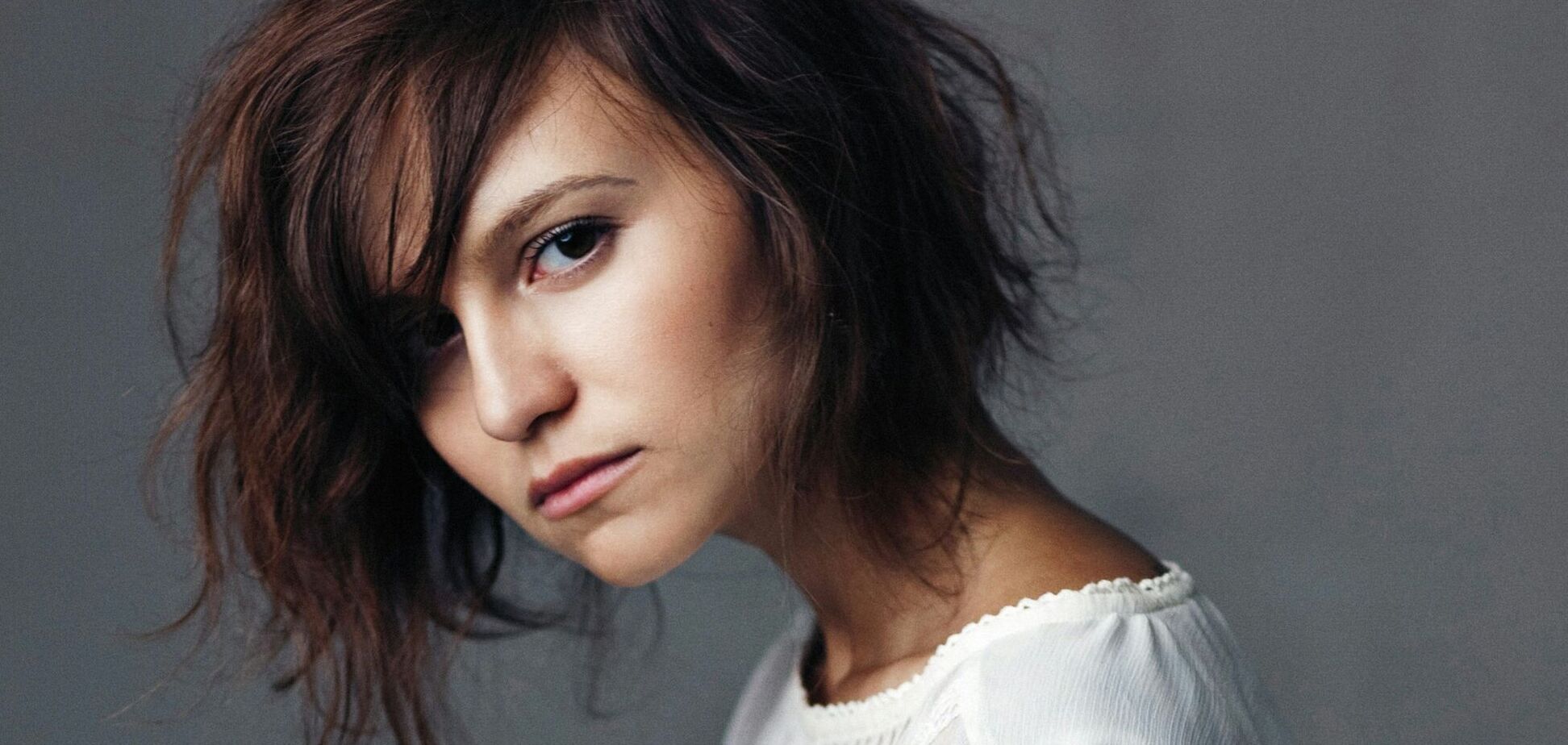 Как сделать прическу боб объемной за секунды: простой трюк