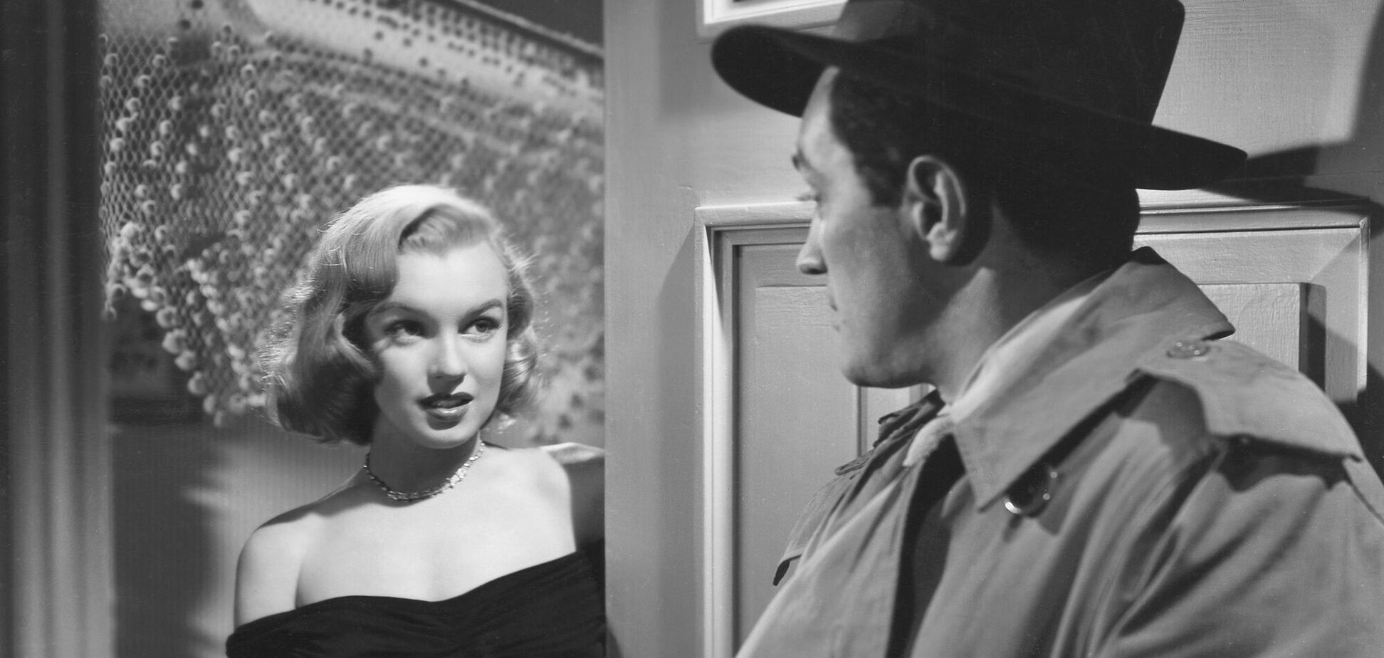 Досі працюють: 8 секретів краси, якими користувалася Мерилін Монро