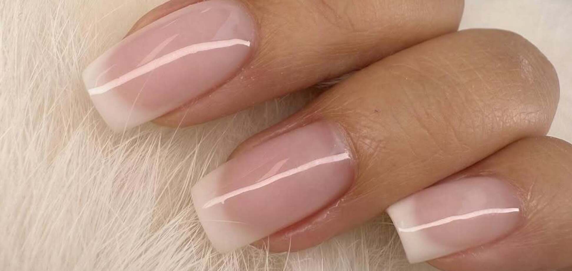 Маникюр в стиле old money снова в тренде: какой это оттенок