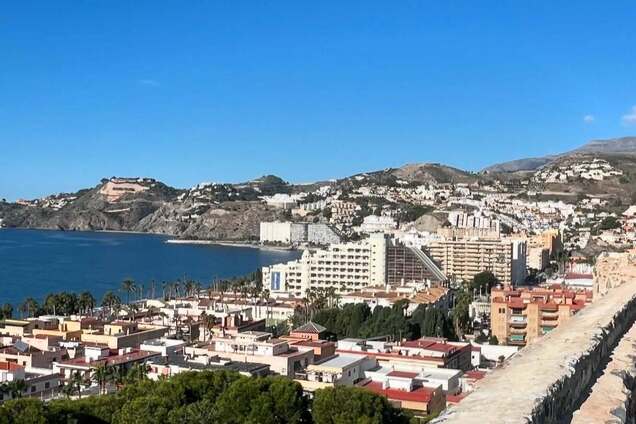 Має 18 пляжів: туристам порадили маловідомий рай в Іспанії