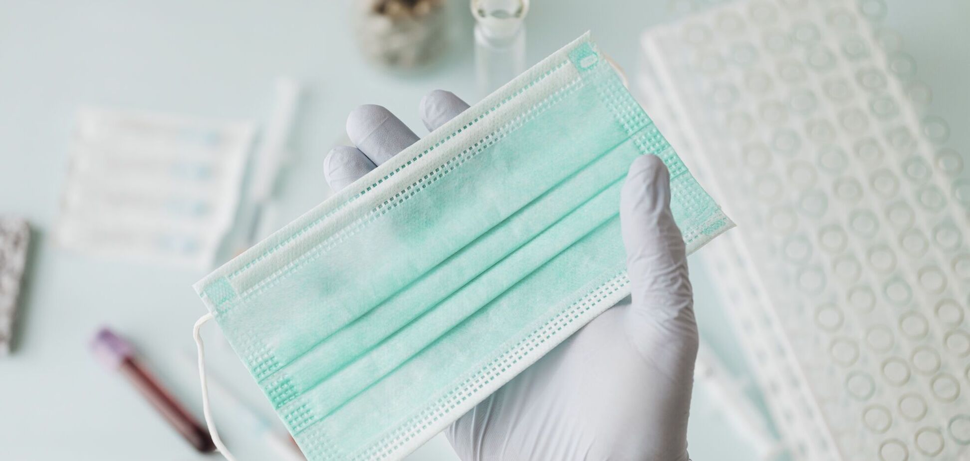 'Цикада' уже здесь: в Украине зафиксирован новый штамм коронавируса