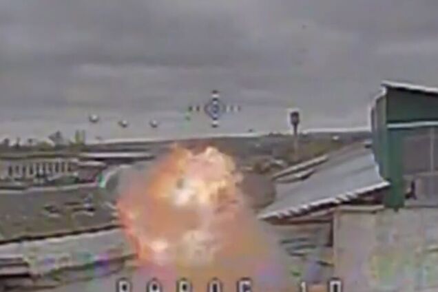 Оператори БПЛА показали, як виявляють та знищують піхоту ворога ще на підходах до позицій. Відео