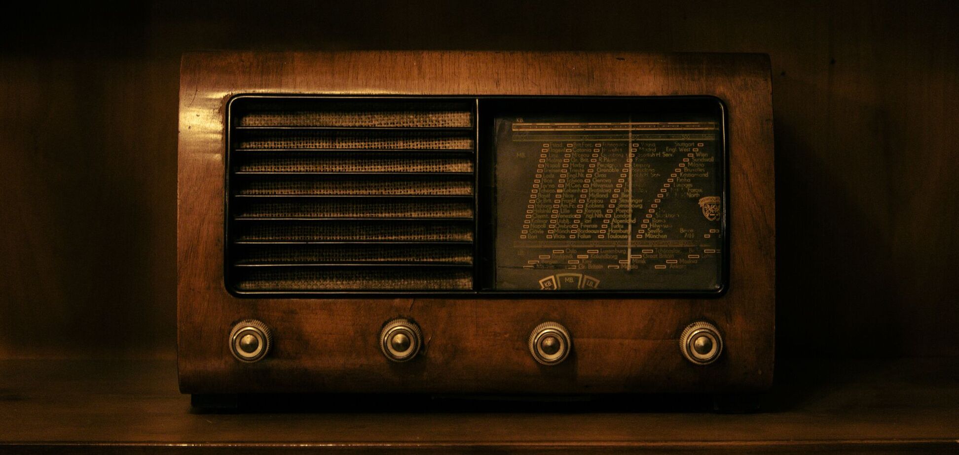 У СРСР спецслужби шпигували за людьми через радіо? Міф розвіяли