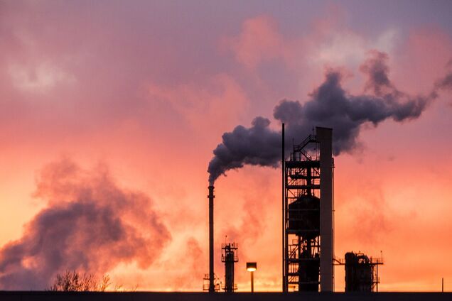 'Велика перемога США' та глобальні зміни: ОАЕ виходять із ОПЕК та ОПЕК+. Що тепер буде з цінами на нафту