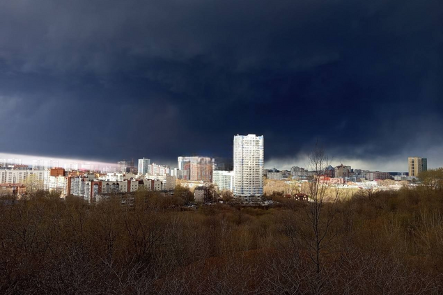 Піднявся дим: у російській Пермі атаковано вузлову станцію 'Транснафти'. Фото і відео