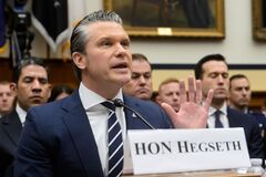 'Де ви прорахувались, коли думали, що Україна не має козирів?' Гегсета виставили на посміховисько у Конгресі США. Відео