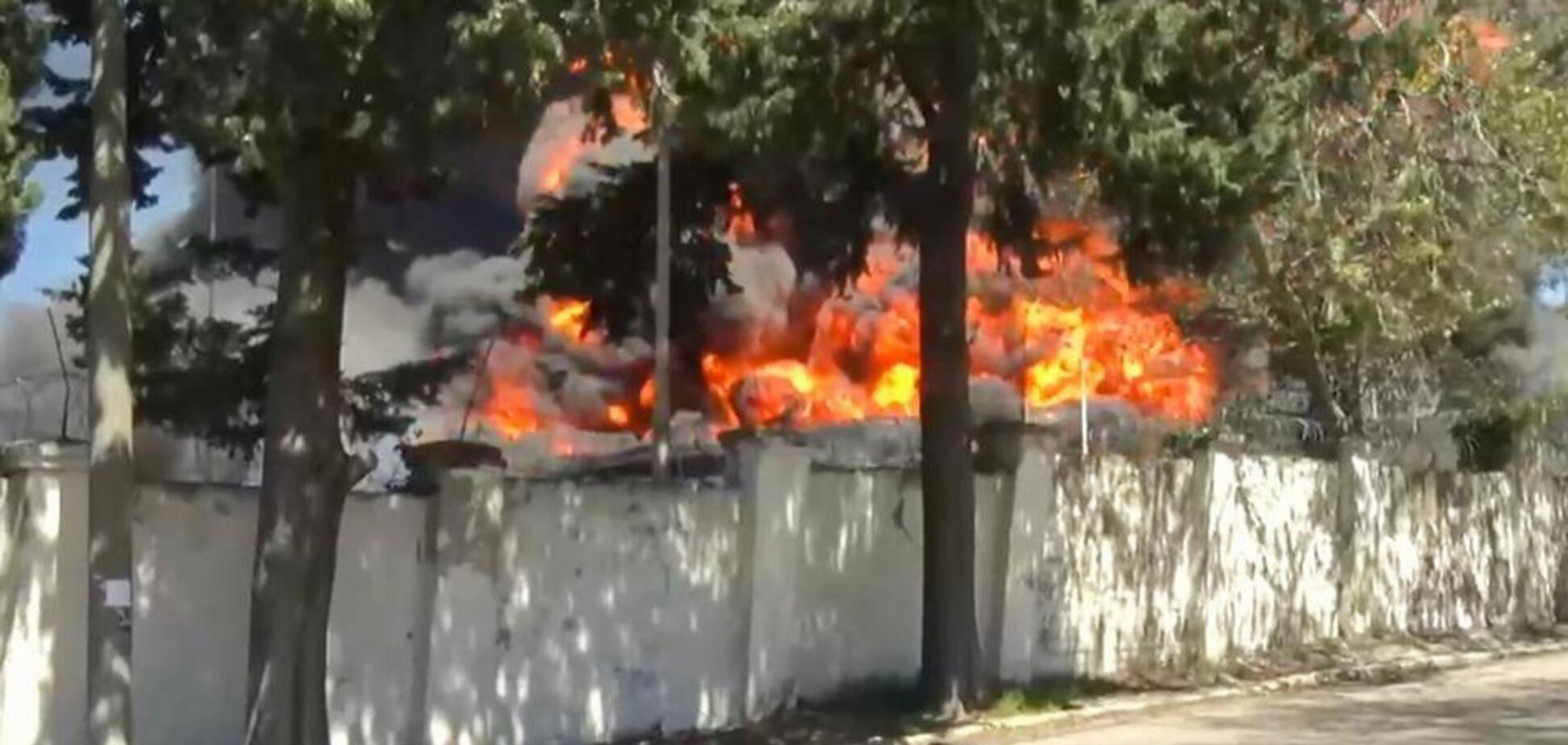 'Ніч була страшна, над містом стоять величезні стовпи диму': у Туапсе скаржаться на наслідки атаки на НПЗ. Відео