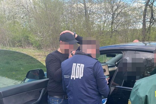 На Львівщині викрили ексвійськового, який організував 'схему' втечі з частин: яке покарання загрожує. Фото