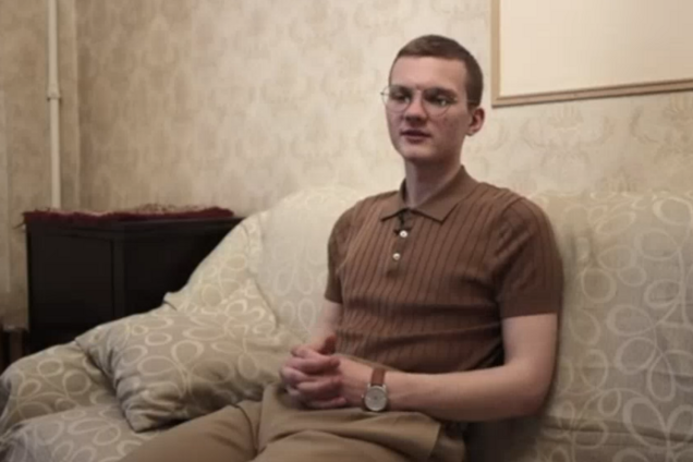 Прив'язували до дерева і тримали в клітці: 18-річний солдат розповів про знущання армії Путіна і втечу. Відео