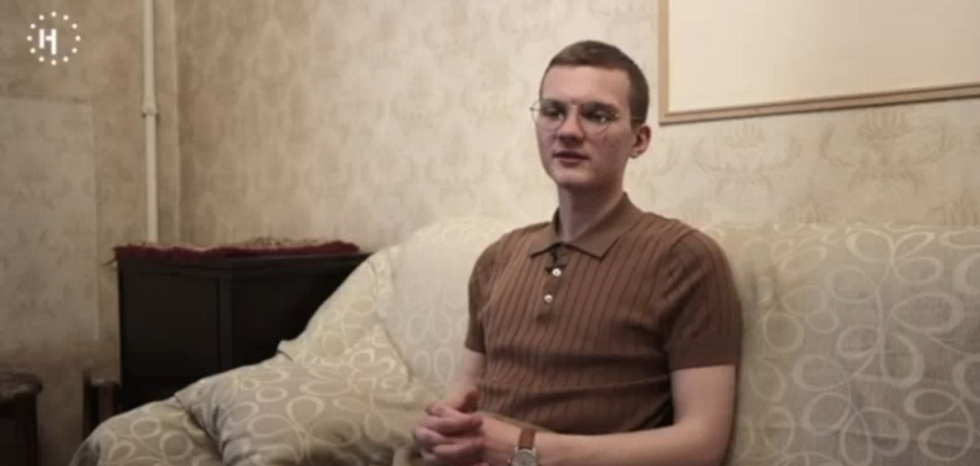 Прив'язували до дерева і тримали в клітці: 18-річний солдат розповів про знущання армії Путіна і втечу. Відео