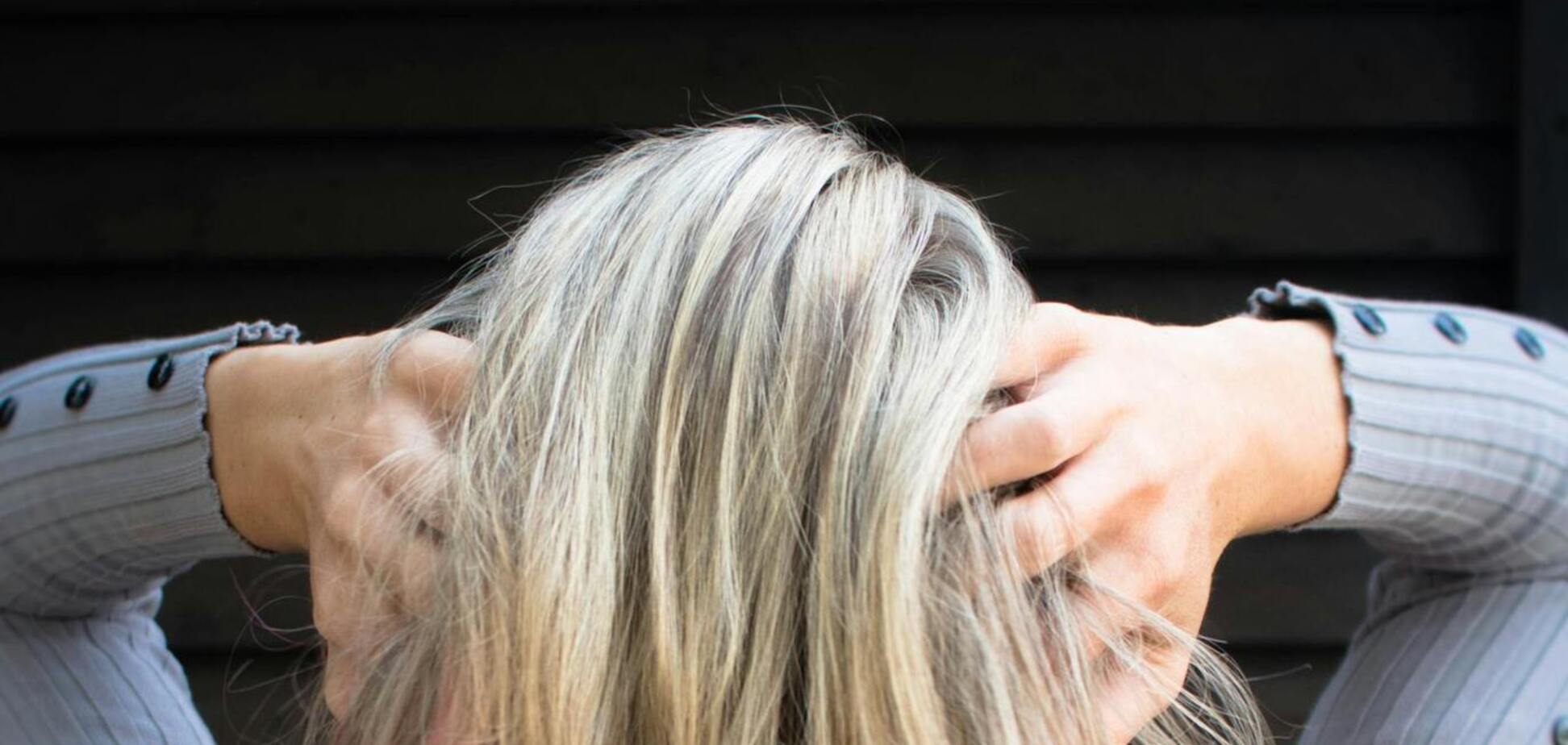 Как замаскировать отросшие корни без подкрашивания: простой способ