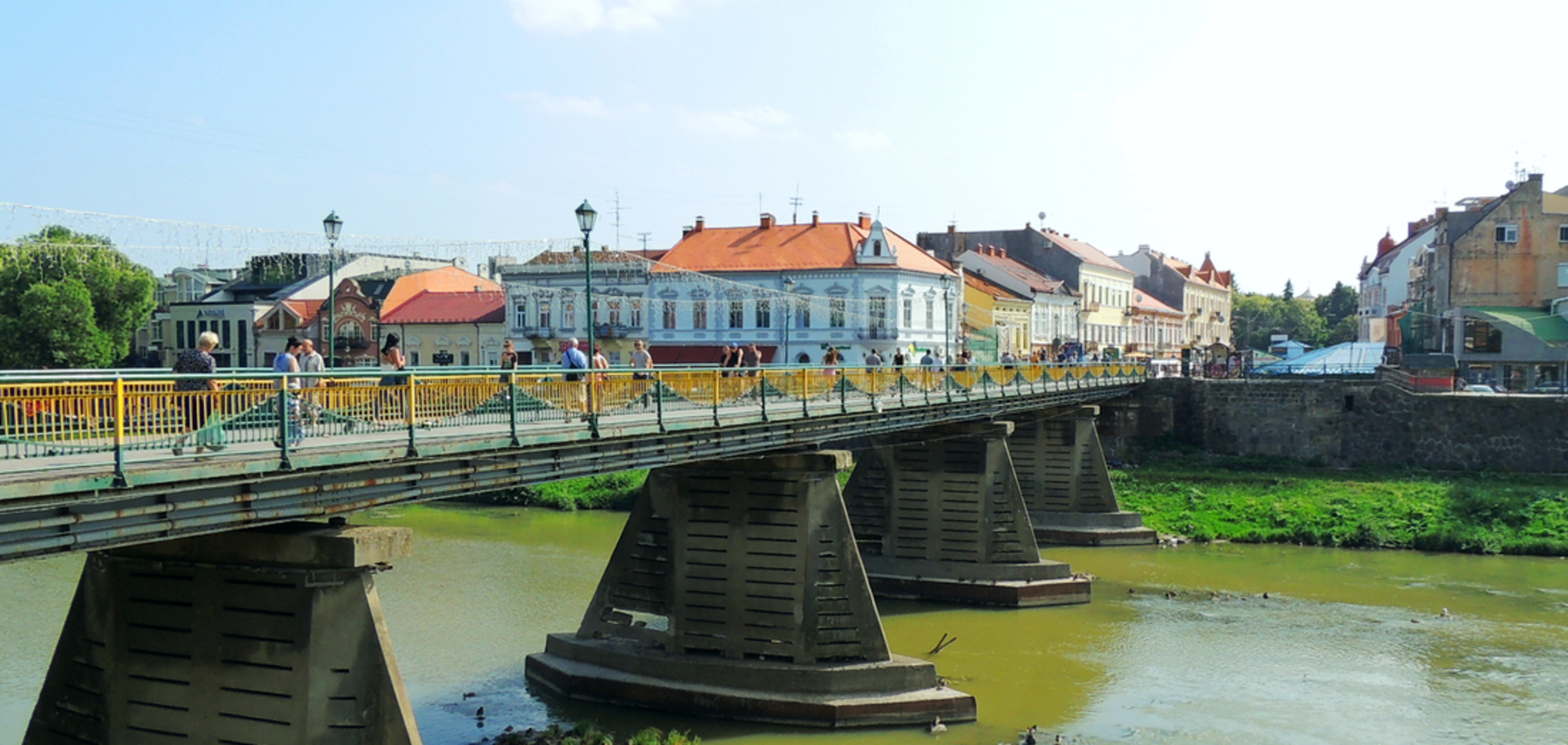 Місто важко впізнати: фото Ужгорода 100 років тому