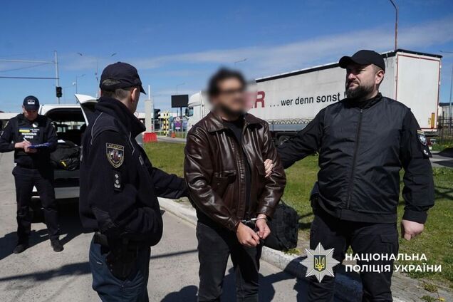 Як працювала схема з продажу неіснуючих авто для ЗСУ