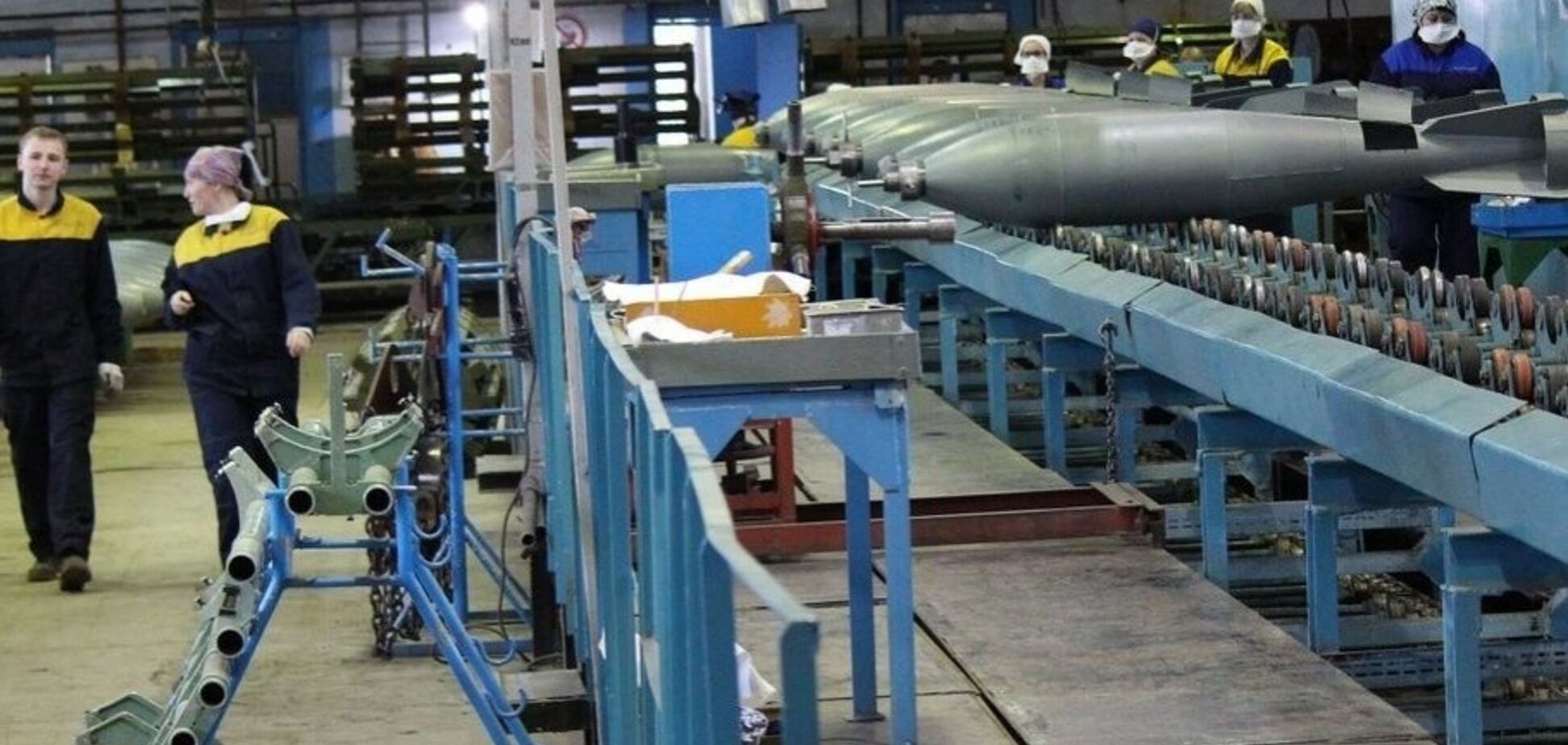 Під прицілом був завод вибухових речовин: дрони атакували російський Дзержинськ, піднявся дим. Фото і відео