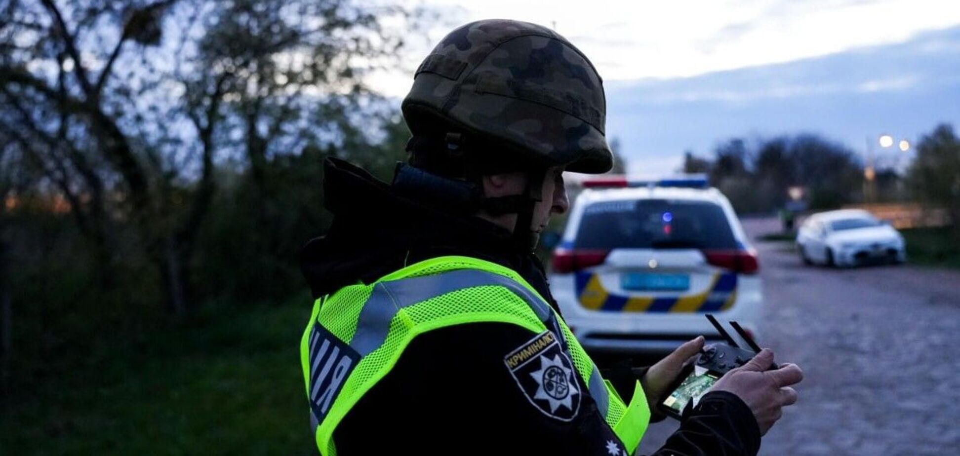 В Ривненской области мужчина открыл стрельбу по группе оповещения военных и правоохранителю: есть пострадавшие. Фото