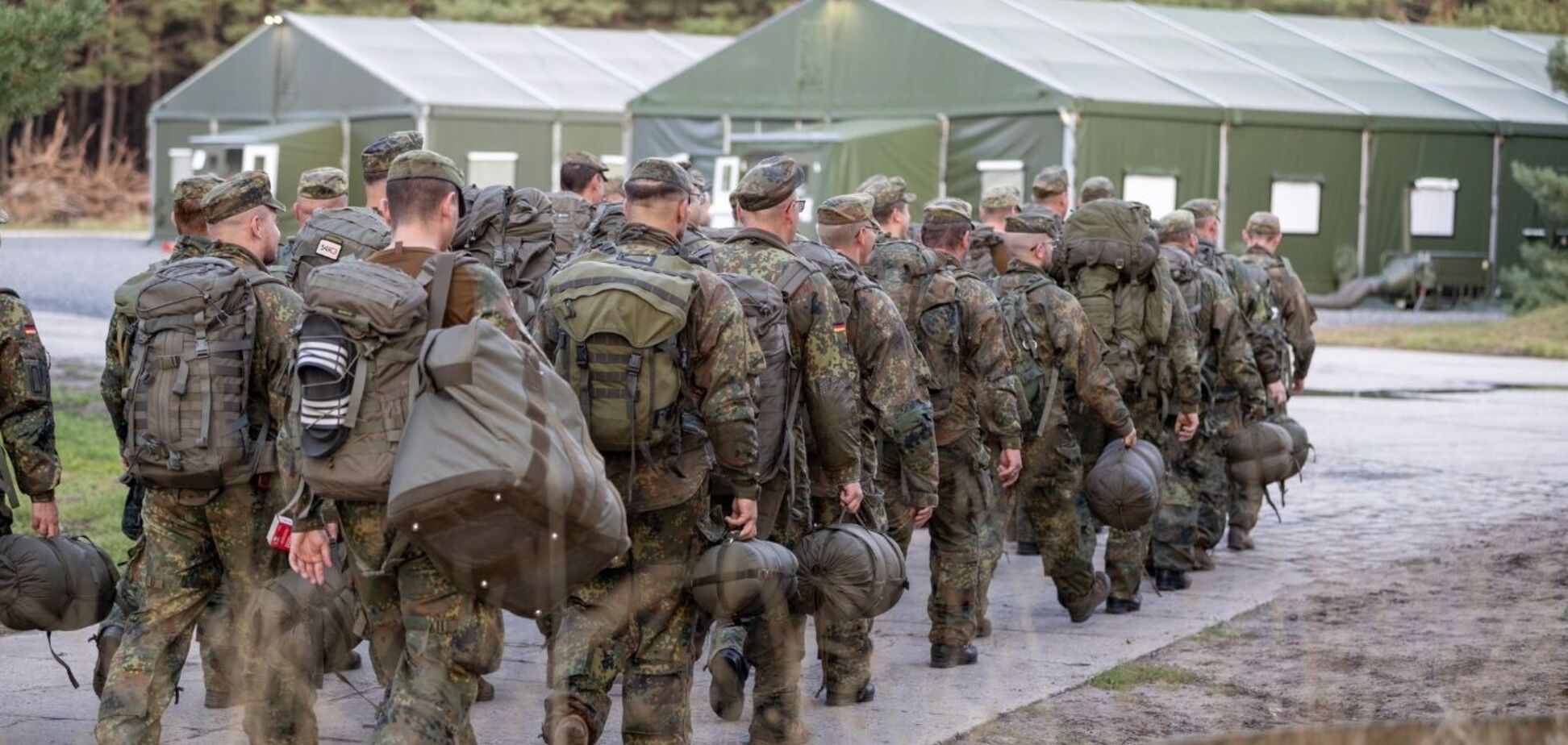 Готовятся: в Германии ограничили выезд мужчин гораздо жестче, чем в Украине накануне войны