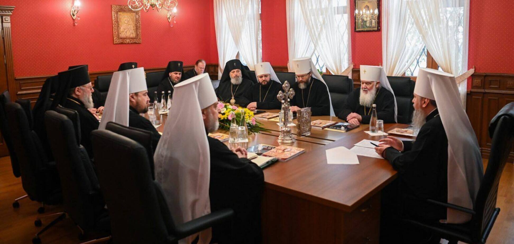 'Безосновательно присвоили себе архиерейские титулы': Синод ПЦУ вызвал на церковный суд самопровозглашенных лидеров УПЦ КП