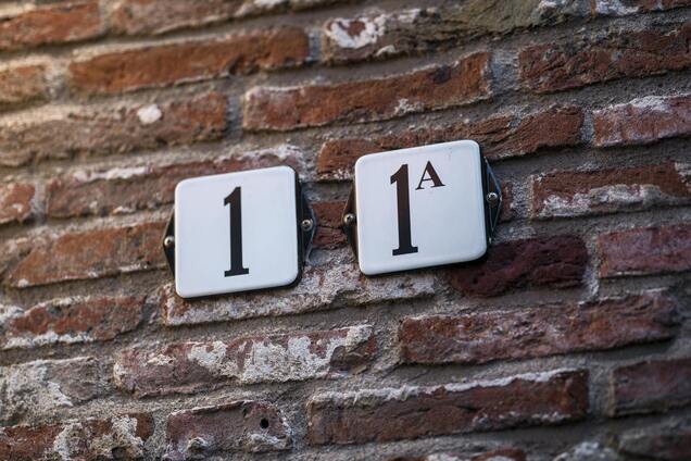 Топ-3 самых несчастливых номеров домов: лучше не выбирайте их никогда