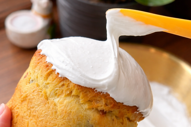 Як приготувати глазур на паску, щоб не тріскалась і не липла: найвдаліший рецепт