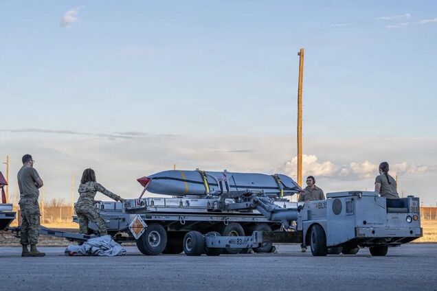 'Восстанавливать могут годами': какого важного вооружения не хватает США