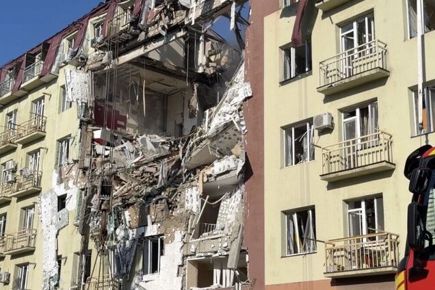 'Було дуже страшно, дитина кричала': мешканці Одеси розповіли про російську атаку, яка забрала  три життя. Фото і відео