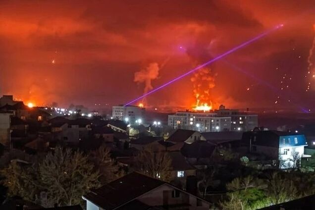 Российский терминал на Черном море приостановил загрузку нефти после атаки дронов – Reuters