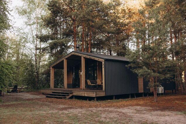 Місце перезавантаження і сили: комплекс УЛІС.Дудки під Києвом, де ви зможете насолодитись відпочинком із повним комфортом