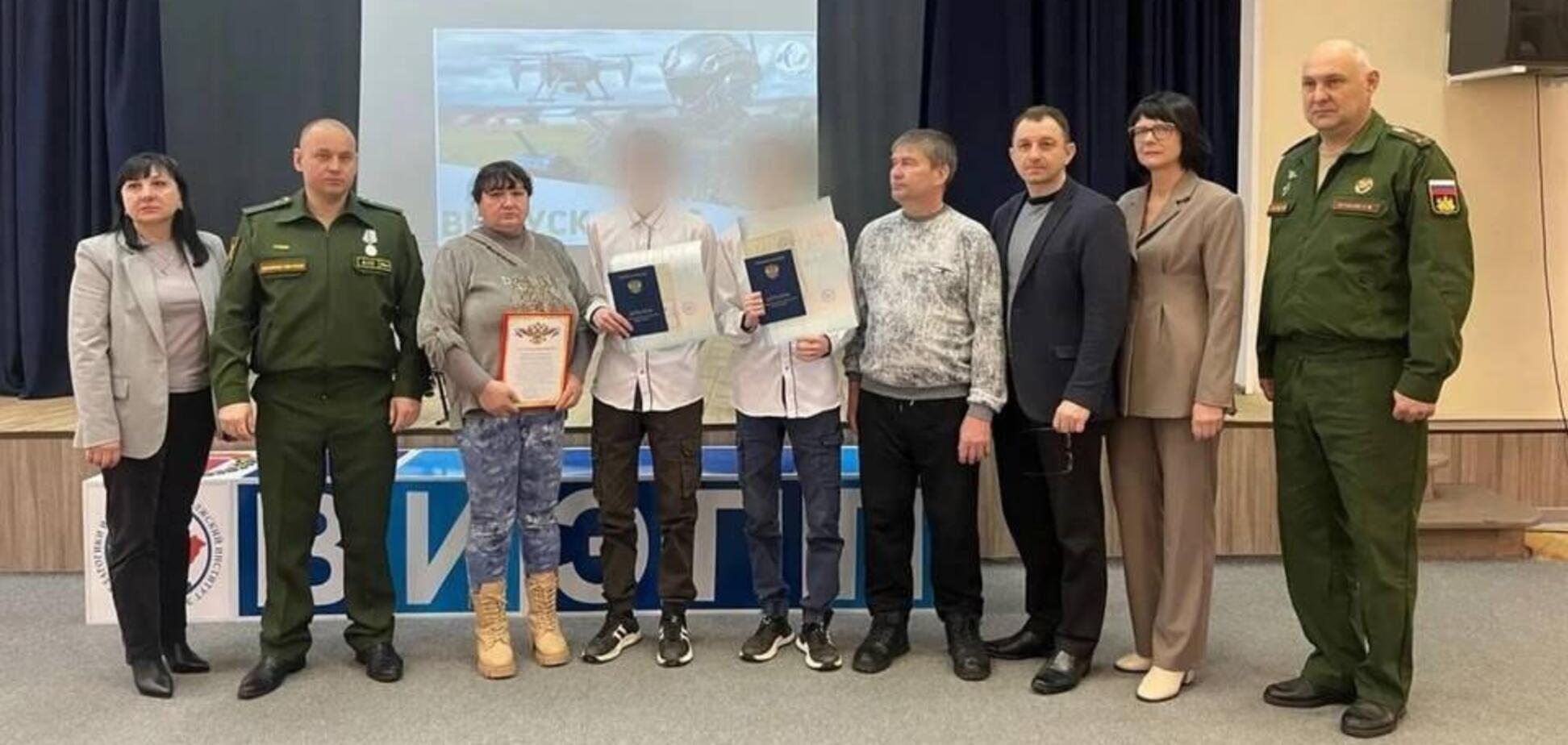 Агитация началась даже в школах: в России провалился набор в беспилотные войска, озвучены цифры