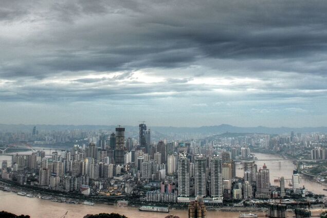 Население примерно как в Украине: какой город - самый большой в мире