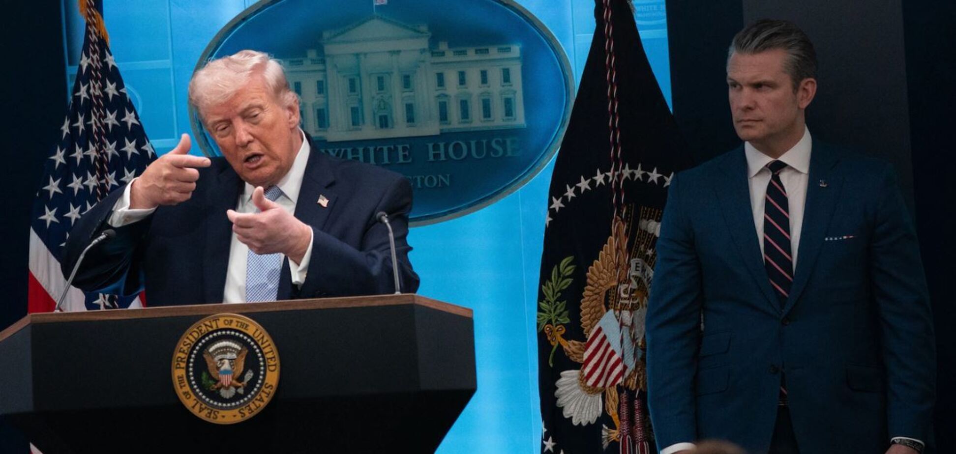 'Слишком оптимистичные заявления': медиа узнали, кто вводит Трампа в заблуждение по Ирану