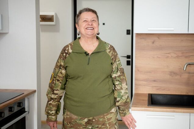 Захисниця Маріуполя Тетяна 'Хрещена' Теплюк отримала квартиру від Ріната Ахметова до свого 74-річчя