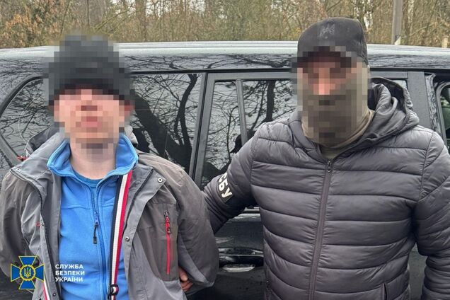 Працював на ФСБ: в Одесі затримали  російського агента, який підготував схрон зі зброєю для замовних убивств. Фото