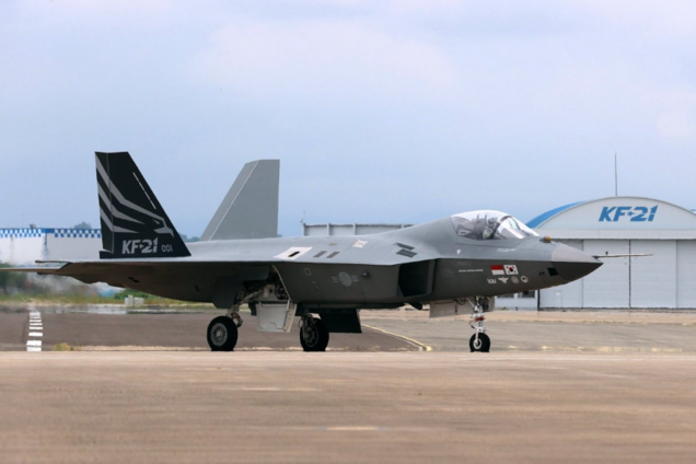'Убийца МиГов': что известно об истребителе KF-21 Boramae, который прошел полную проверку боеготовности в Южной Корее