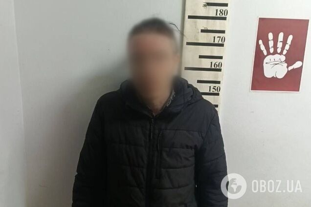 Обіцяв навчити кататись на велосипеді: у Києві затримали чоловіка, який розбещував 9-річну дівчинку
