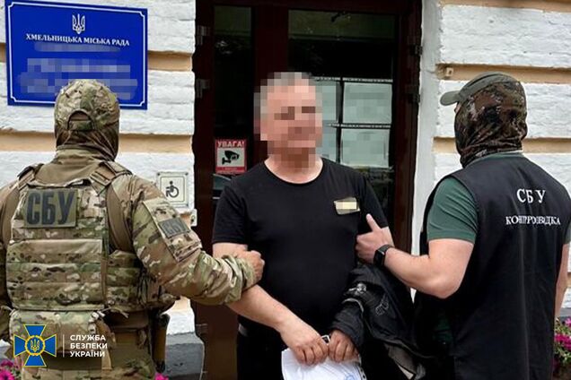 Чиновник Хмельницької міськради працював на ФСБ: яке покарання призначив суд