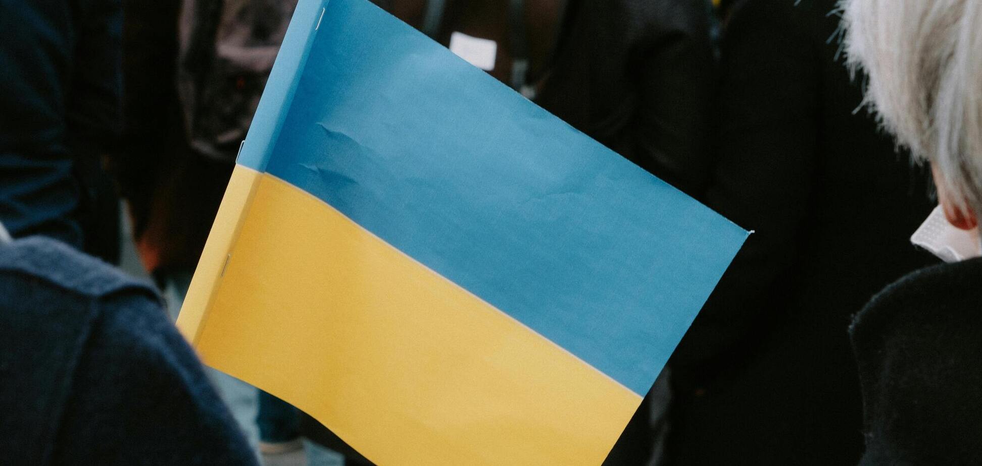 Скільки українців вважають, що події розвиваються в правильному напрямку, і кому найбільше довіряють: результати опитування